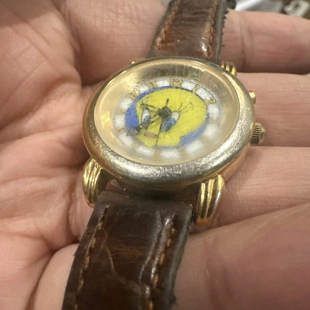 Working Vintage‎ 1996 Women's Tweety Bird Looney Tunes 28mm Light Watch - Read